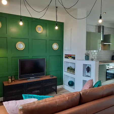 Maison De La Montjoye Apartman Salles